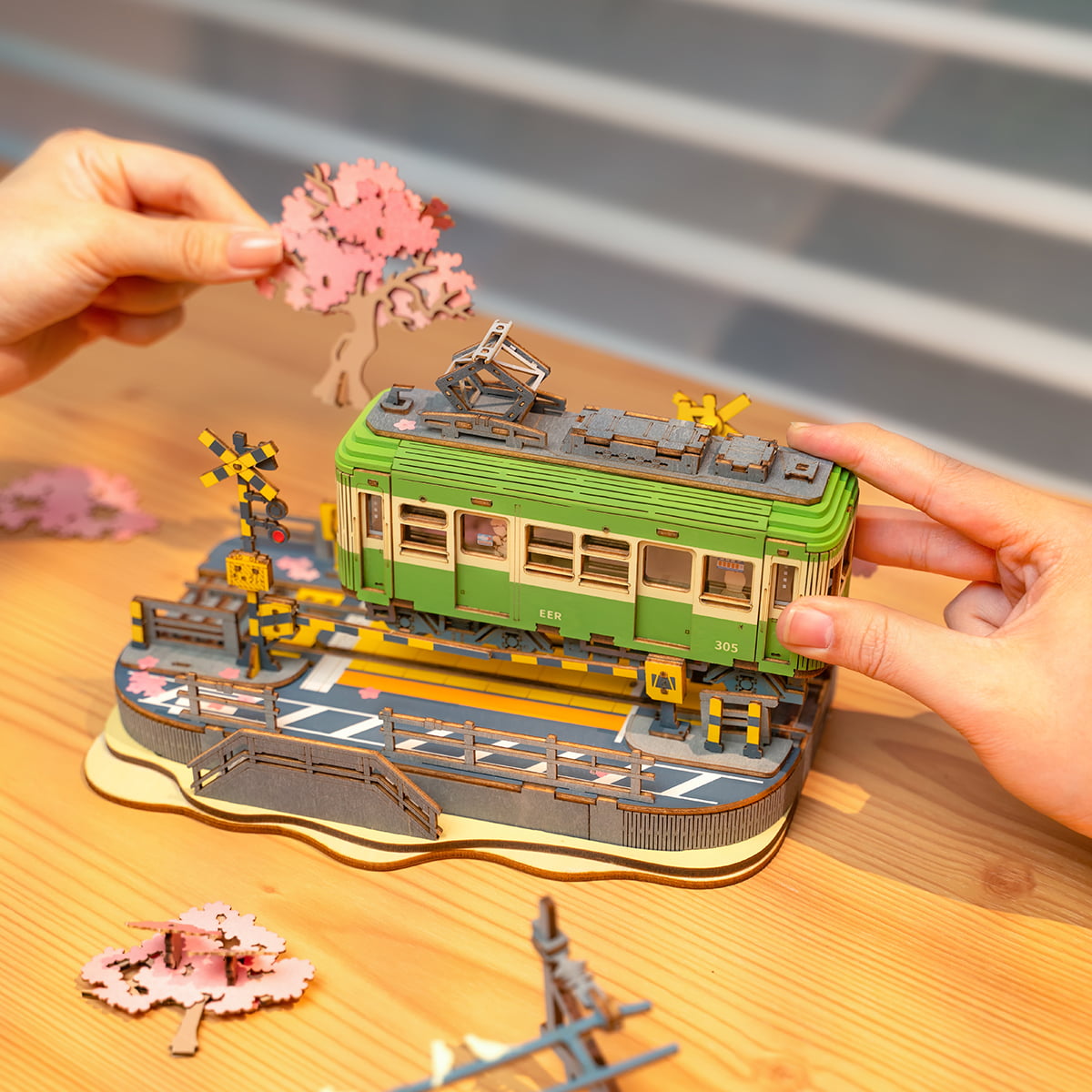 Estação Jornada das Cerejeiras Quebra-cabeça 3D em Madeira DIY