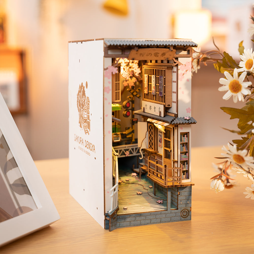 Trilho das Cerejeiras Book Nook DIY