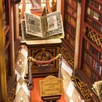 Biblioteca de Maravilhas | Book Nook DIY
