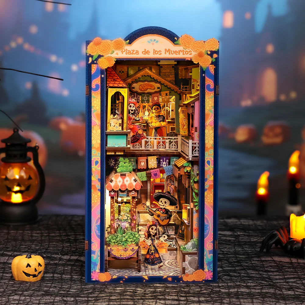 Plaza de los Muertos | Book Nook DIY