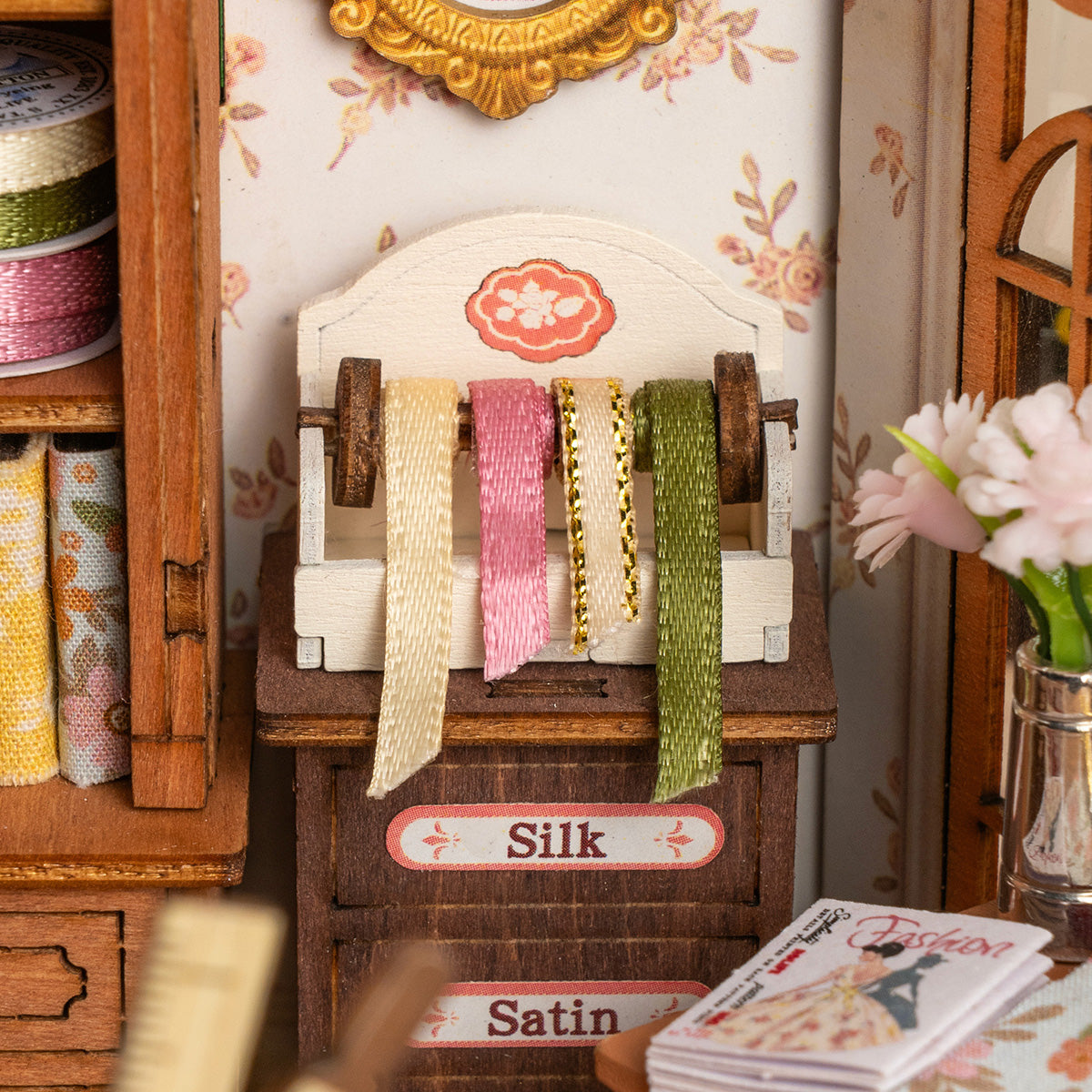 Ateliê de Costura Retrô Casa Miniatura DIY