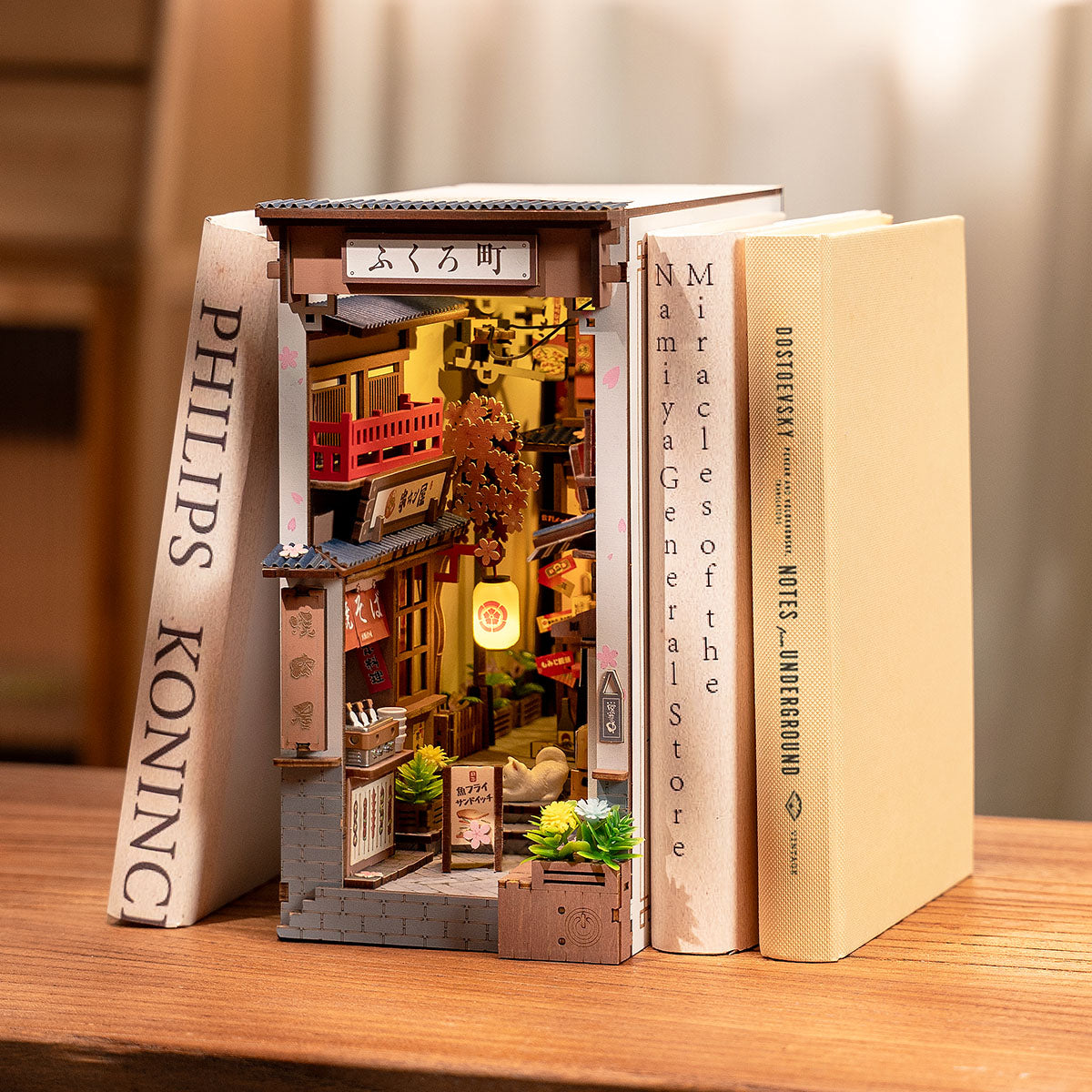 Beco do Vinho Sakura Book Nook DIY