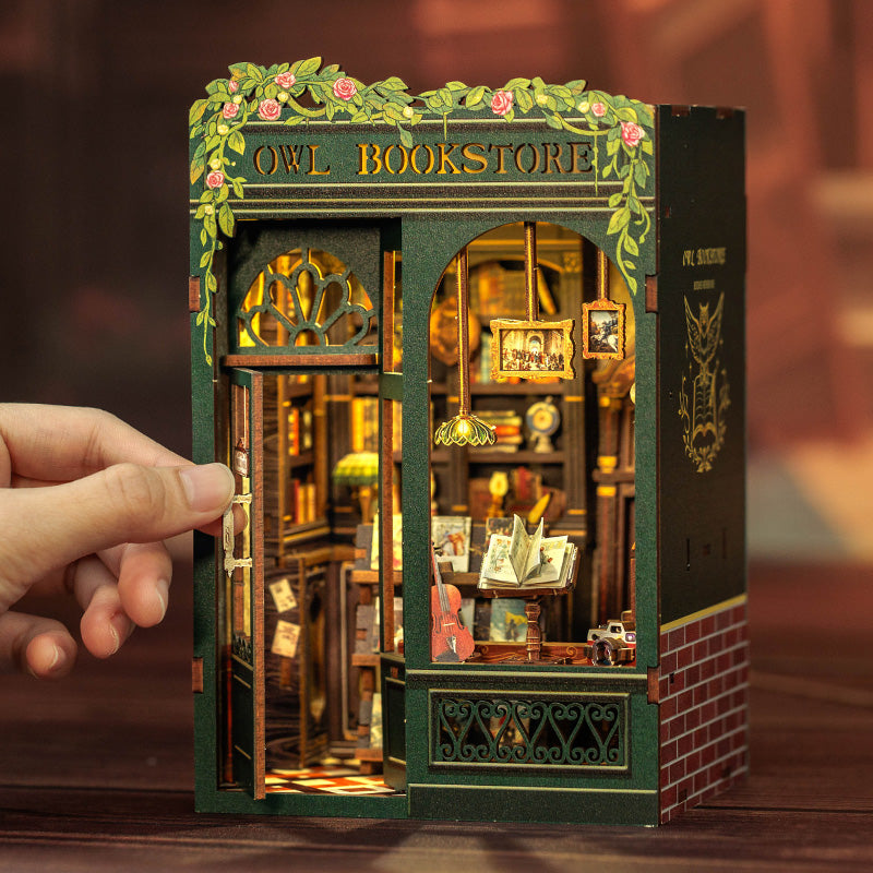 Coleção Livrarias Encantadas Book Nook DIY