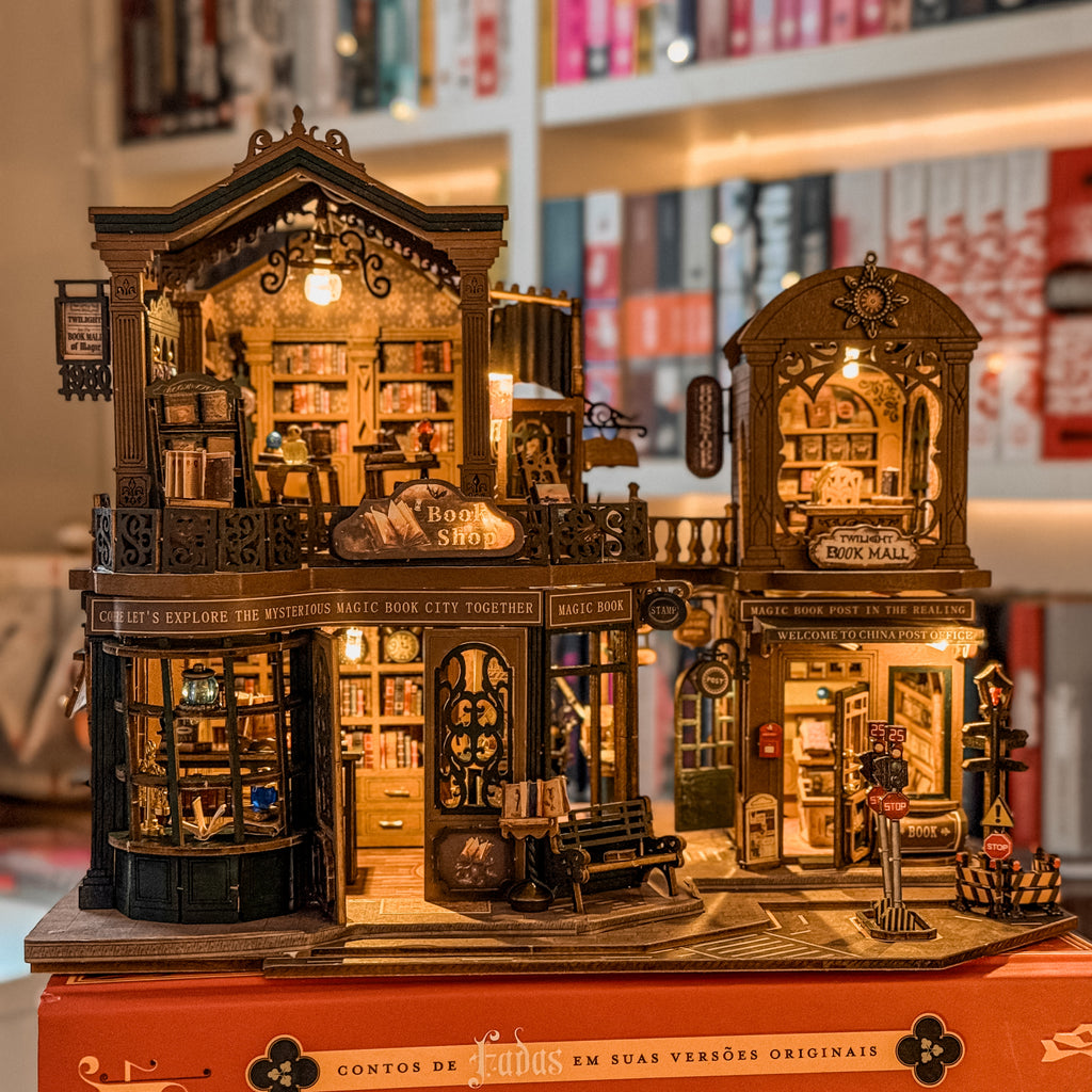 Livraria Crepúsculo | Casa Miniatura DIY
