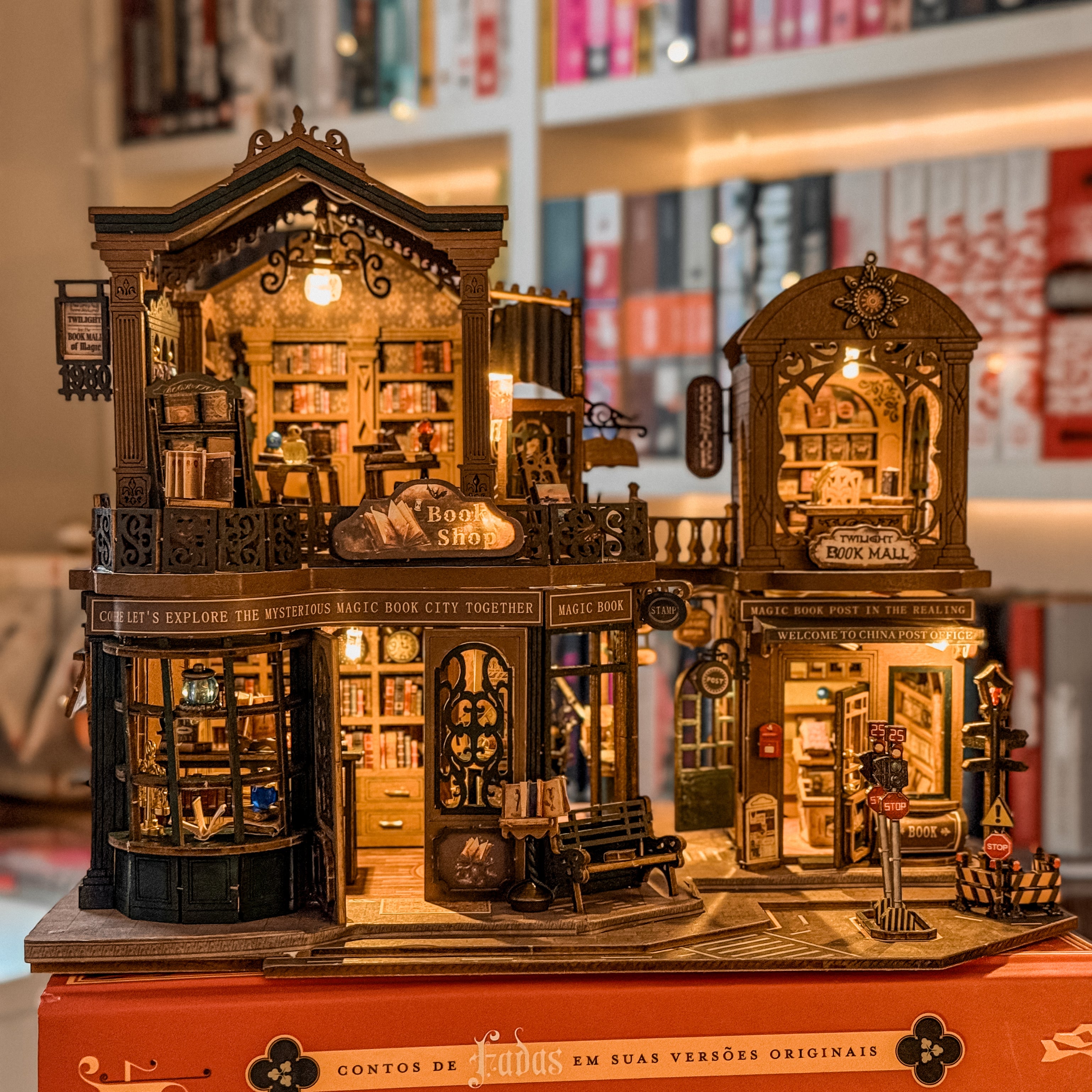 Livraria Crepúsculo | Casa Miniatura DIY