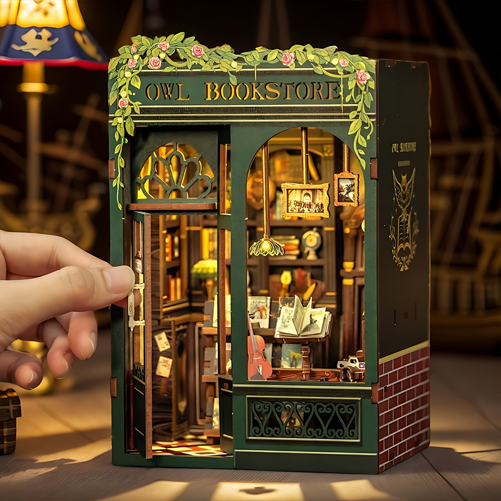 Livraria da Coruja Book Nook DIY