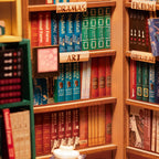 Livraria Shakespeare | Book Nook DIY