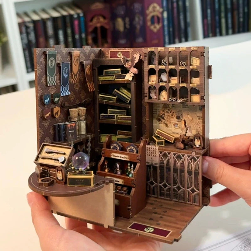 Loja de Varinhas Mágicas | Book Nook DIY