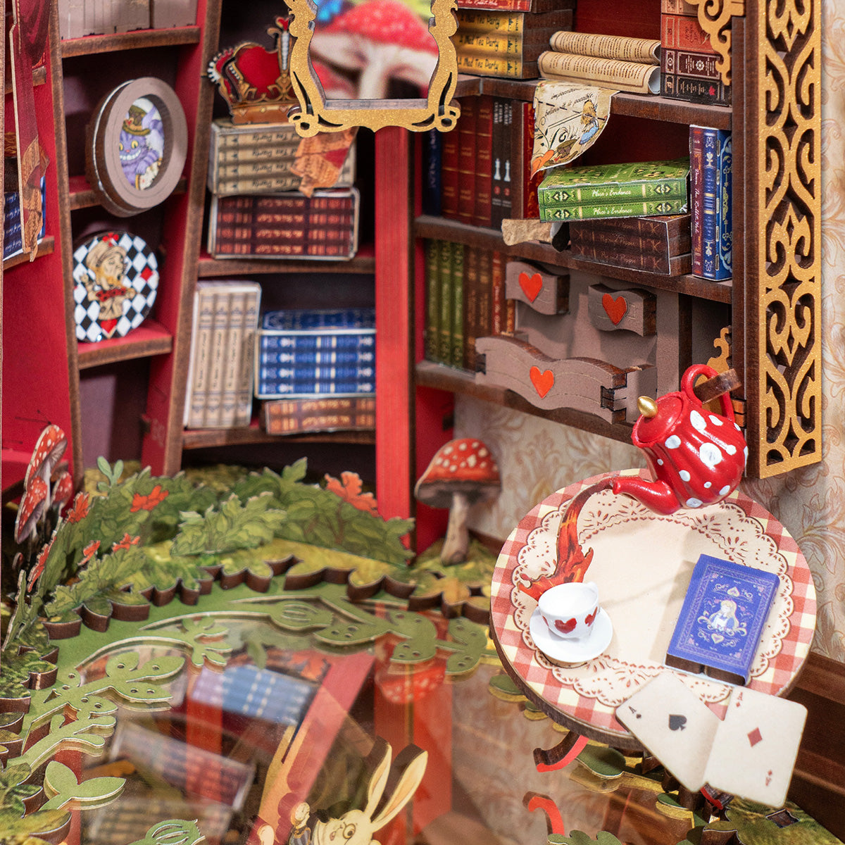 Mergulho no País das Maravilhas Book Nook DIY