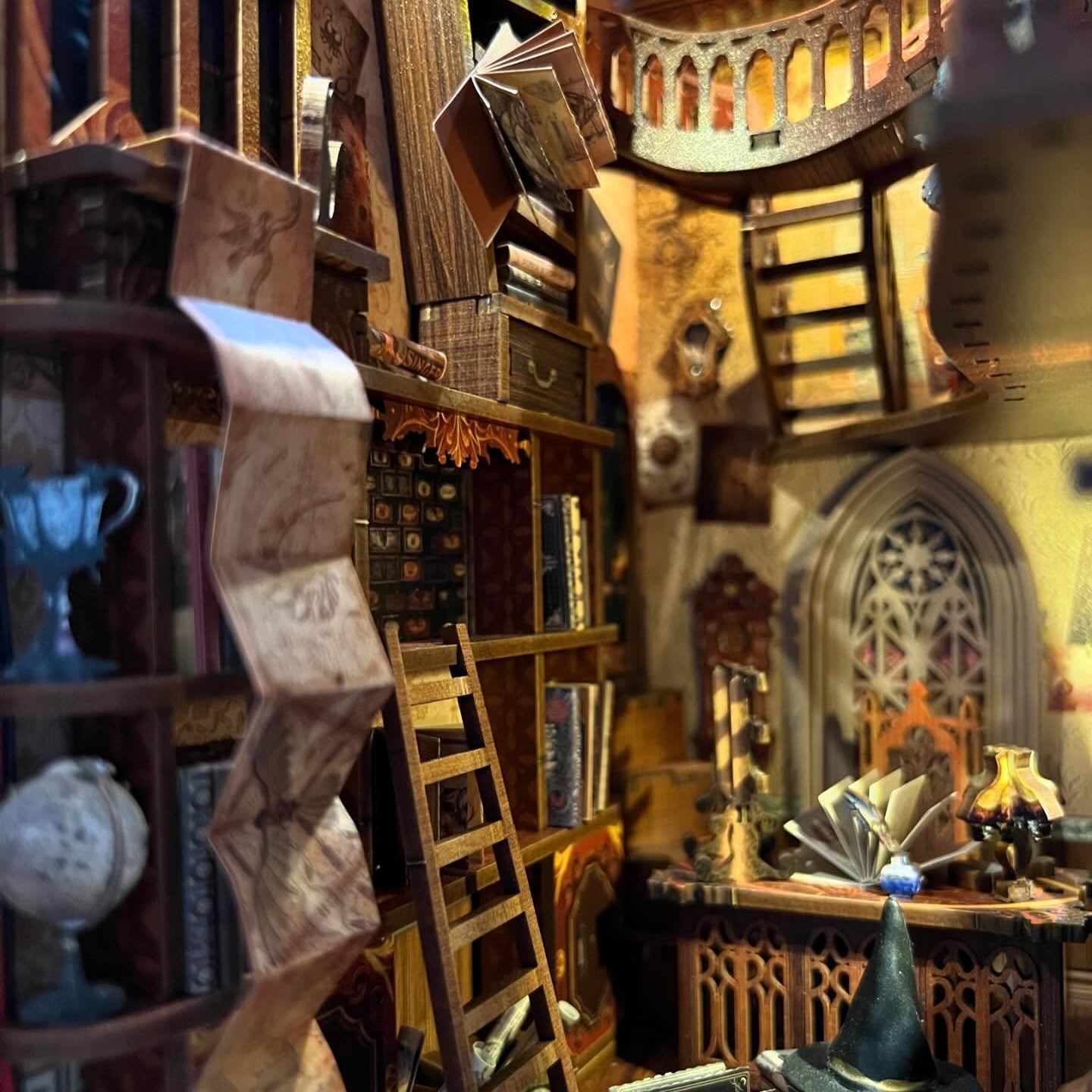 mundo magico book nook diy - carrossel 2 imagem 2