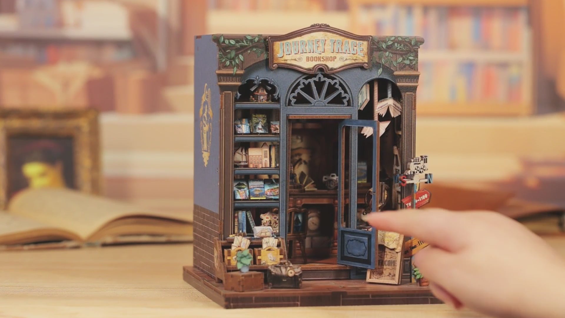 livraria jornadas do viajante casa miniatura diy - luz led video