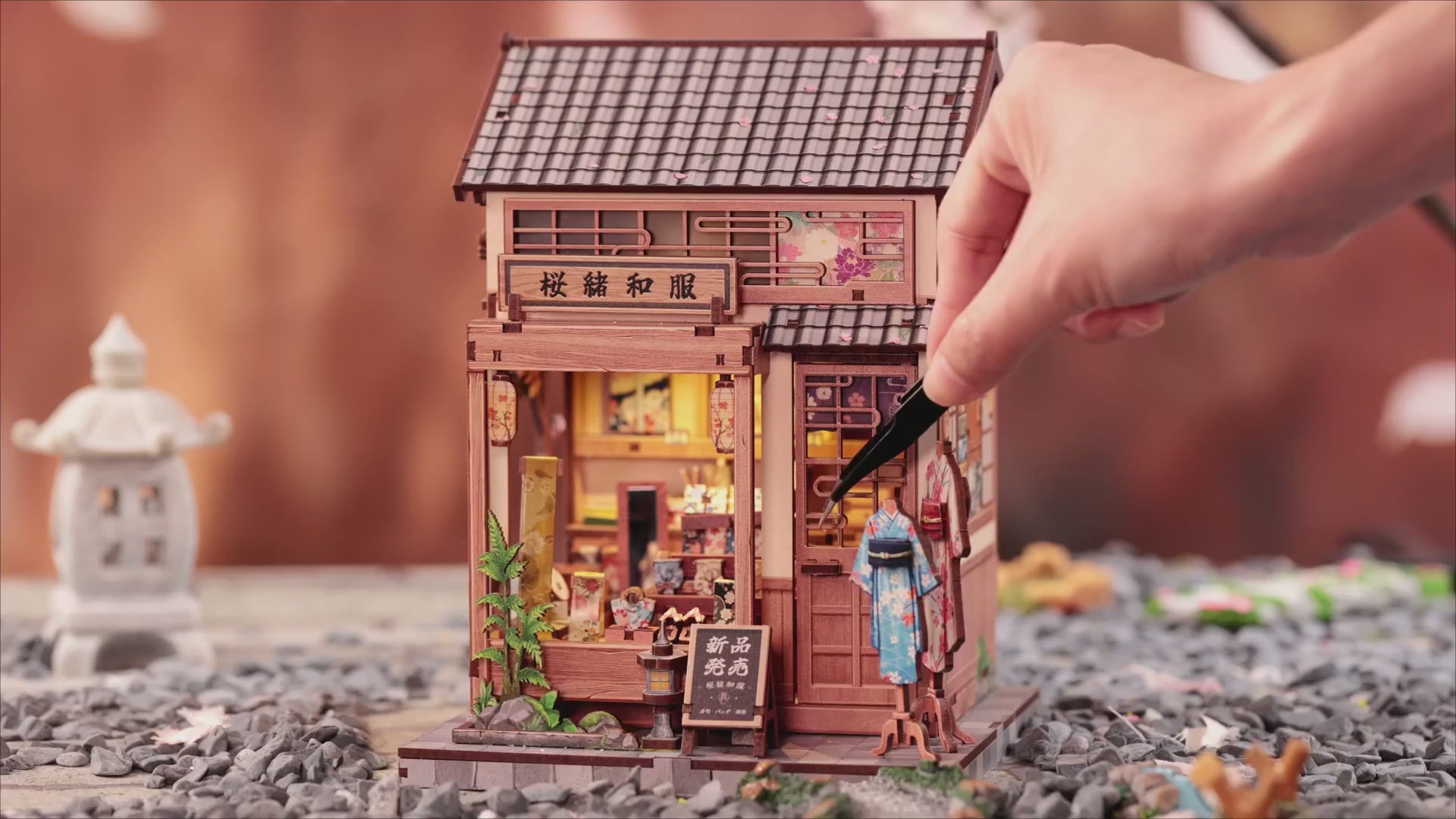 loja de kimonos japonesa casa miniatura diy - porta abrivel video