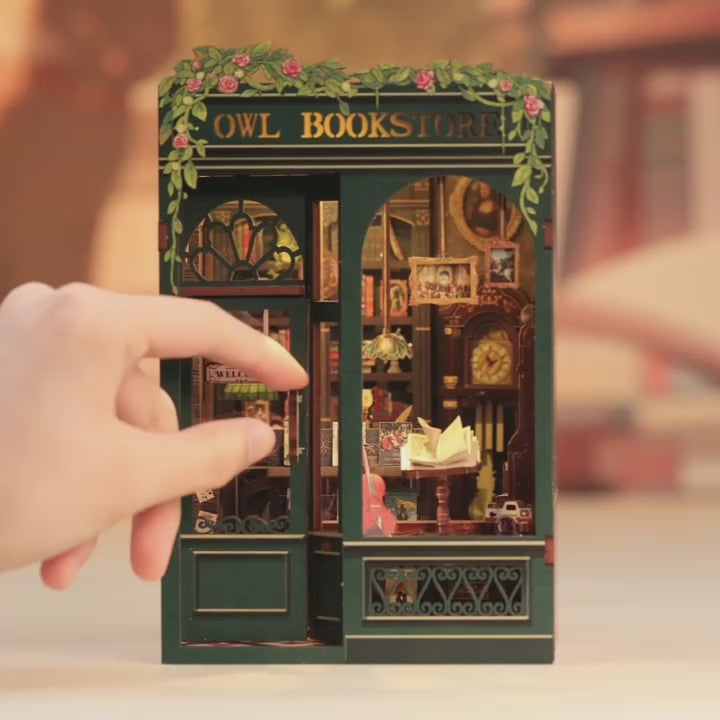 Livraria da Coruja | Book Nook DIY