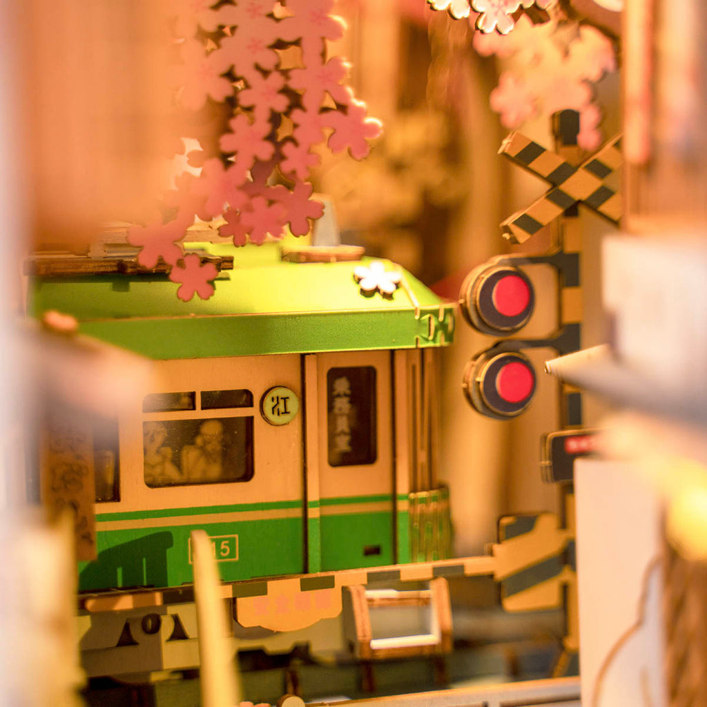 Trilho das Cerejeiras Book Nook DIY