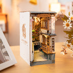Trilho das Cerejeiras Book Nook DIY